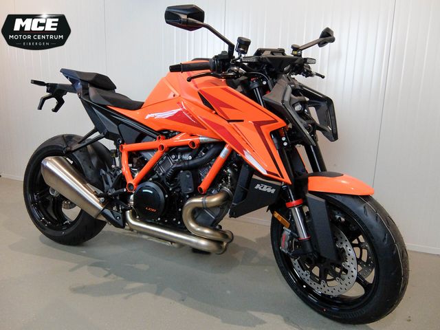 ktm - 1390-super-duke-r