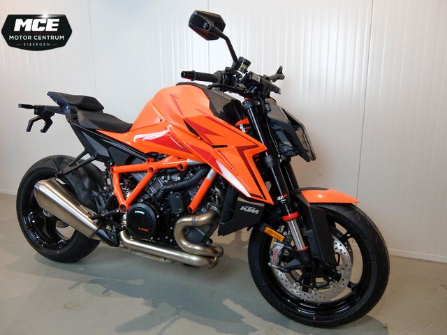 ktm - 1390-super-duke-r