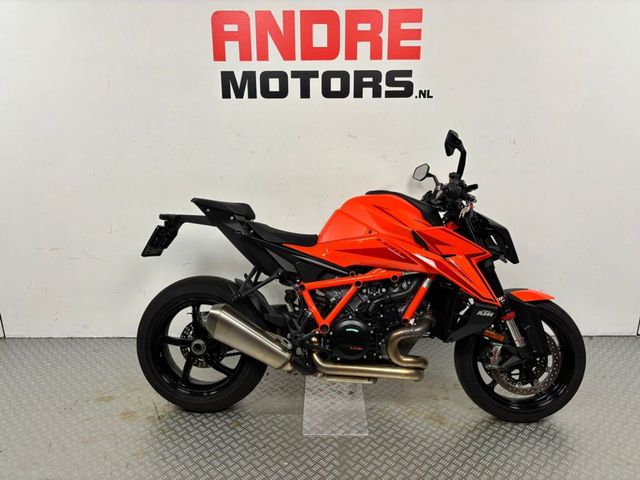 ktm - 1390-super-duke-r