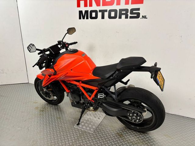 ktm - 1390-super-duke-r