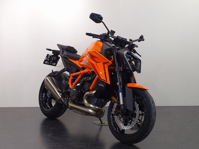 ktm - 1390-super-duke-r-evo