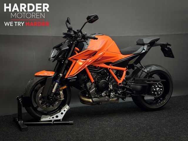 ktm - 1390-super-duke-r-evo