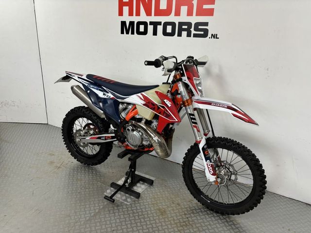 ktm - 300-exc-six-days