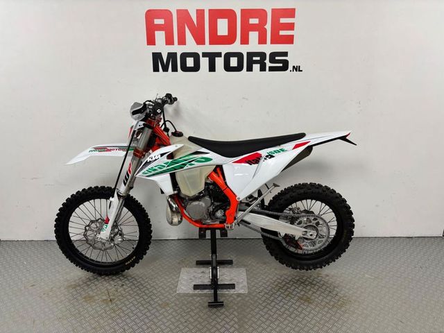 ktm - 300-exc-tpi-six-days