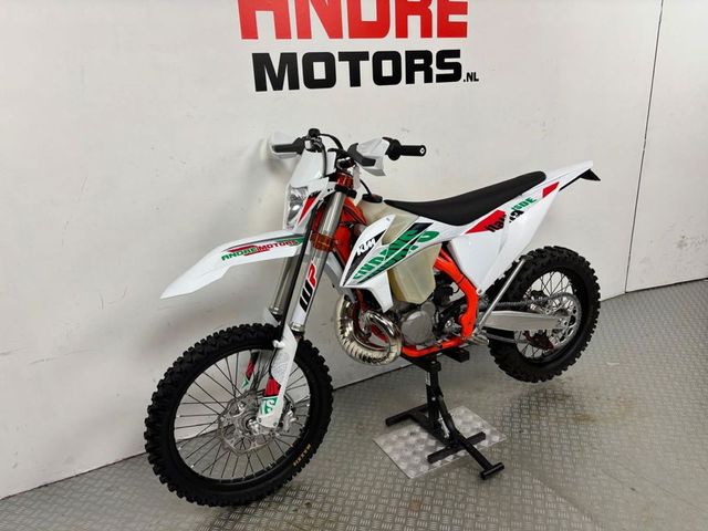 ktm - 300-exc-tpi-six-days