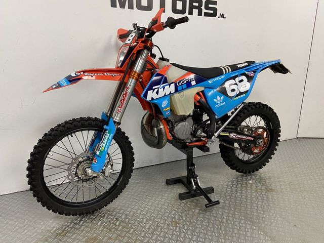 ktm - 300-exc-tpi-six-days