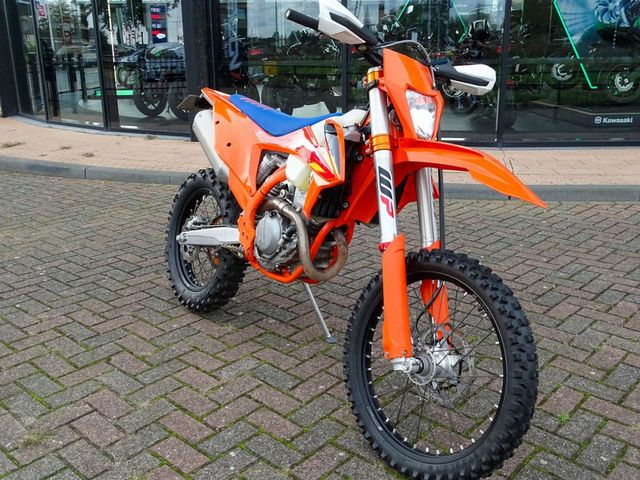 ktm - 350-exc-f-six-days