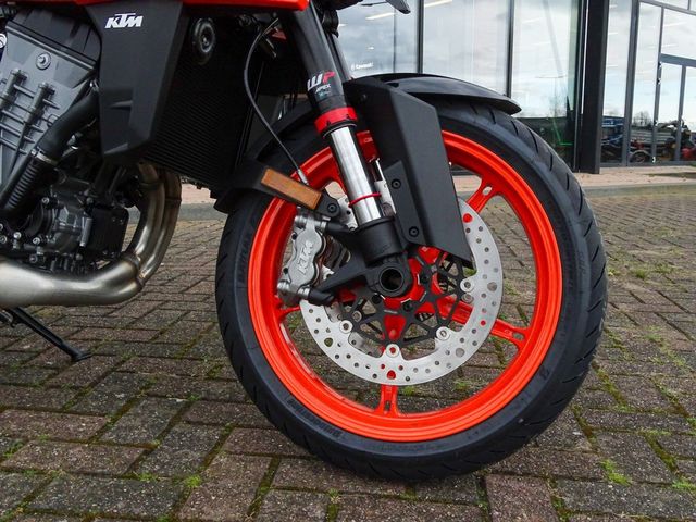 ktm - 390-duke