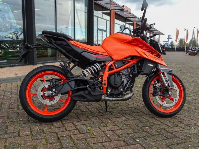 ktm - 390-duke