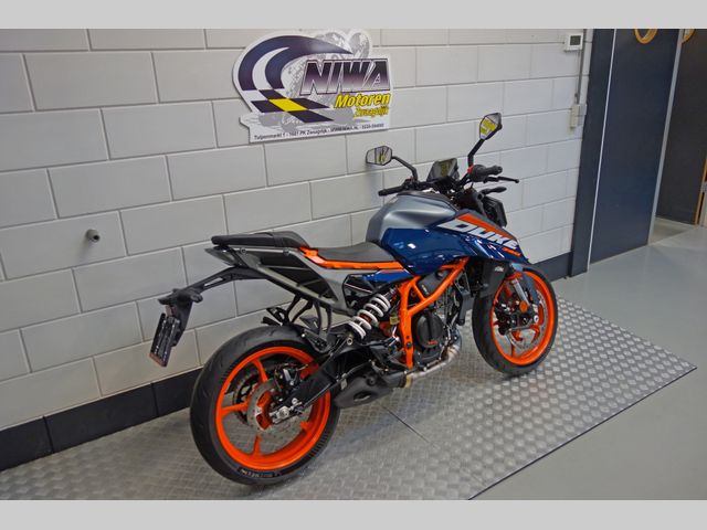 ktm - 390-duke