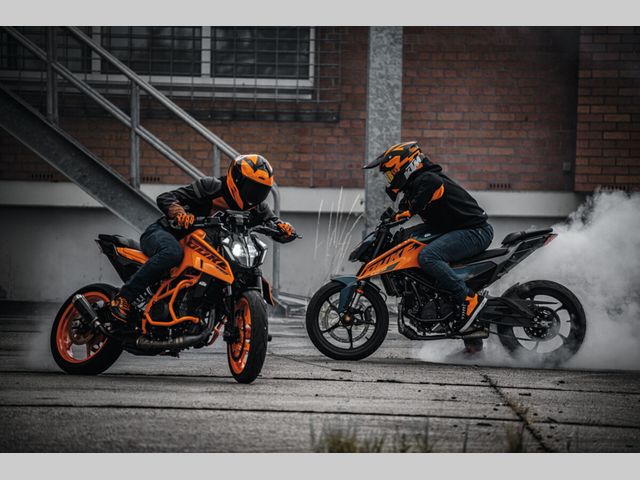 ktm - 390-duke