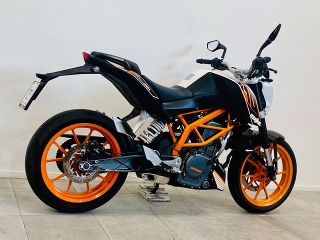 ktm - 390-duke