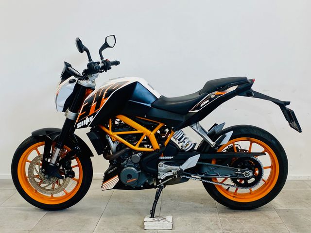 ktm - 390-duke