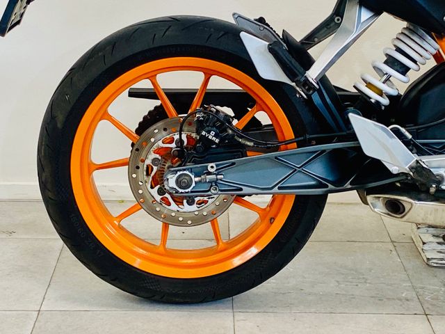 ktm - 390-duke