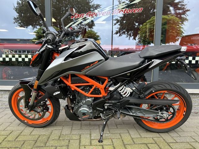 ktm - 390-duke