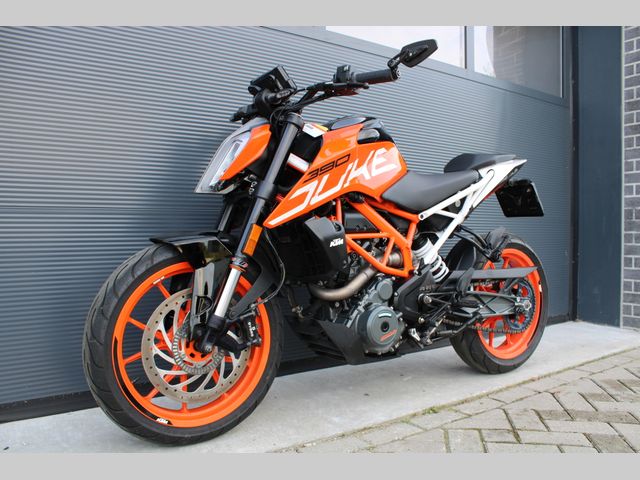 ktm - 390-duke