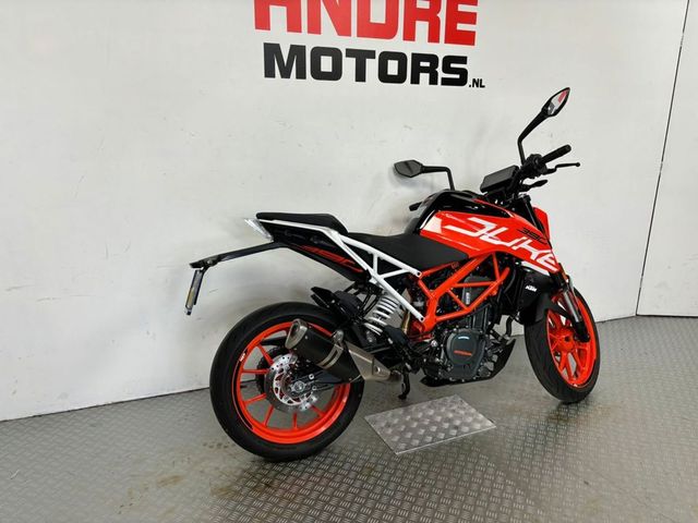 ktm - 390-duke