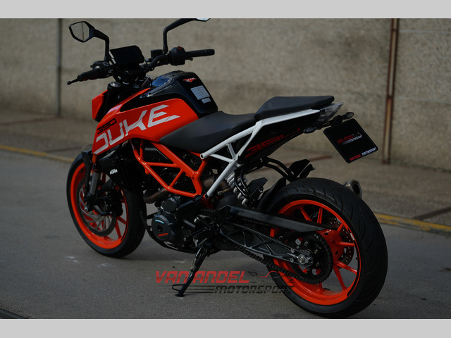 ktm - 390-duke