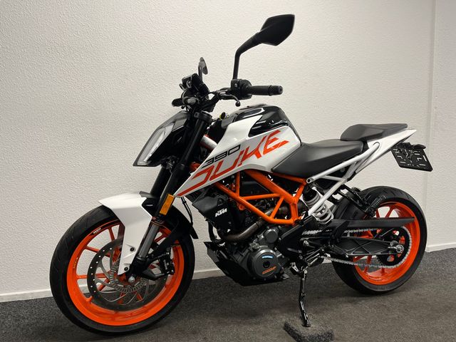 ktm - 390-duke