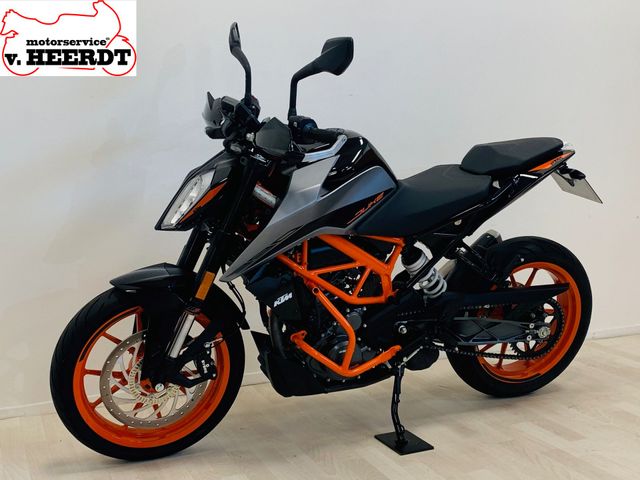 ktm - 390-duke