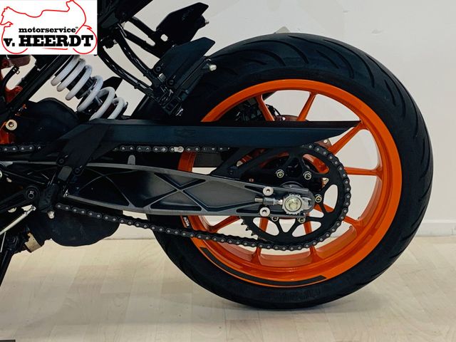 ktm - 390-duke