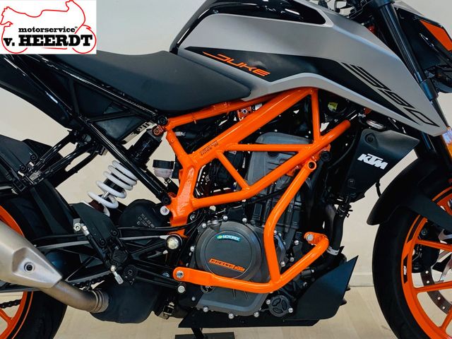 ktm - 390-duke