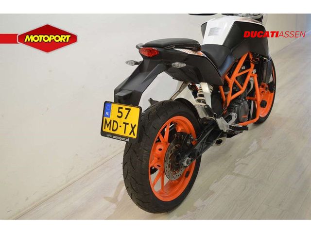 ktm - 390-duke