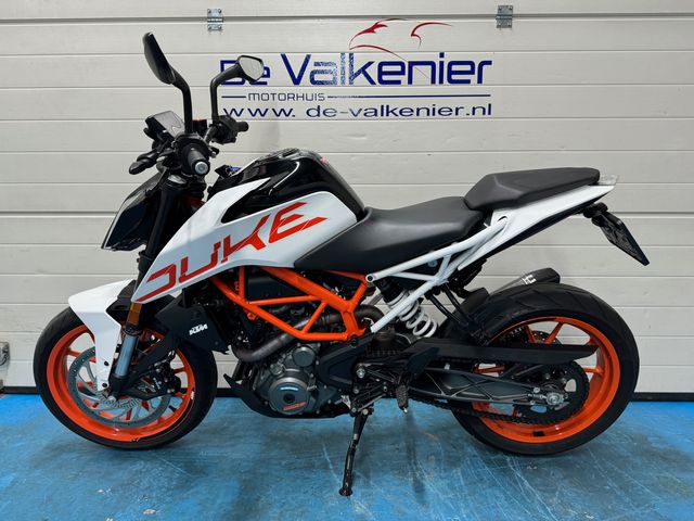 ktm - 390-duke