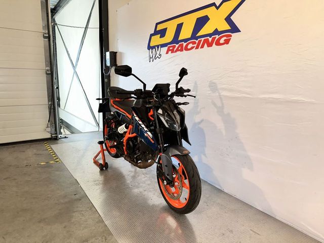 ktm - 390-duke