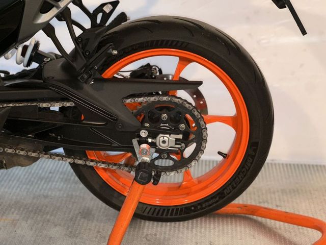 ktm - 390-duke