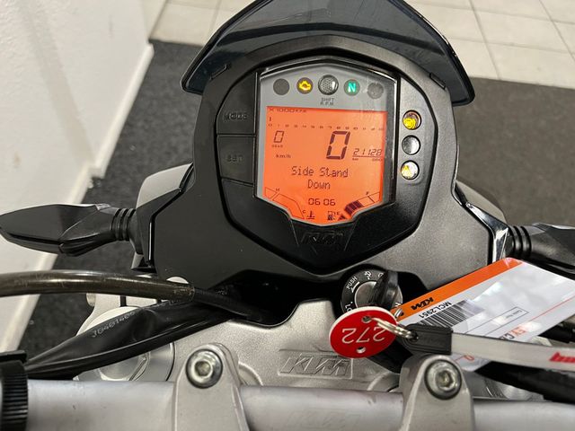 ktm - 390-duke