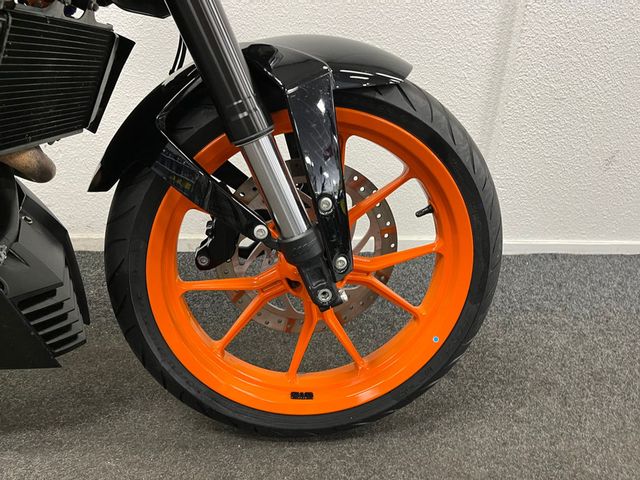 ktm - 390-duke