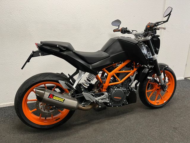ktm - 390-duke