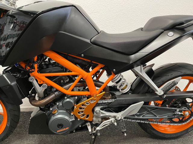 ktm - 390-duke
