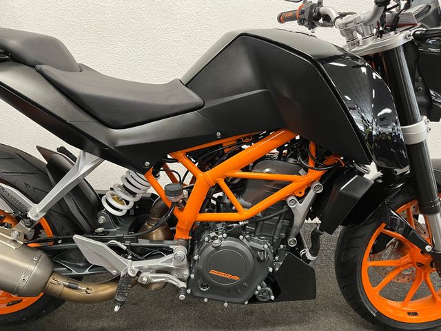 ktm - 390-duke
