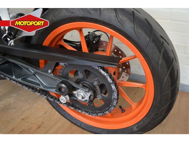 ktm - 390-duke