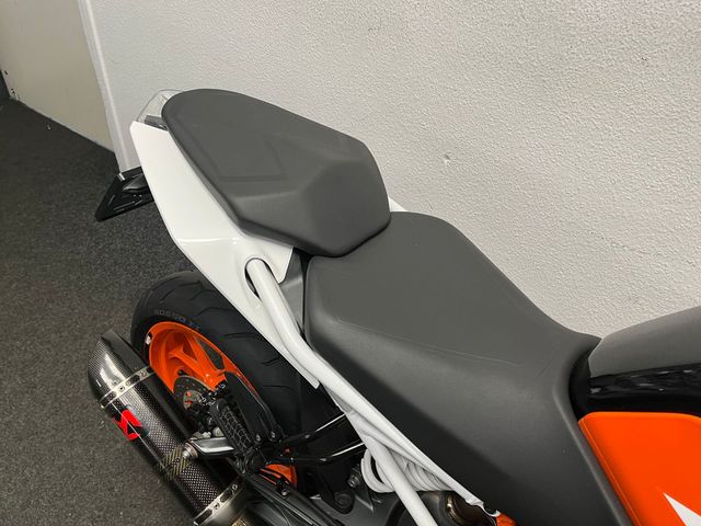 ktm - 390-duke