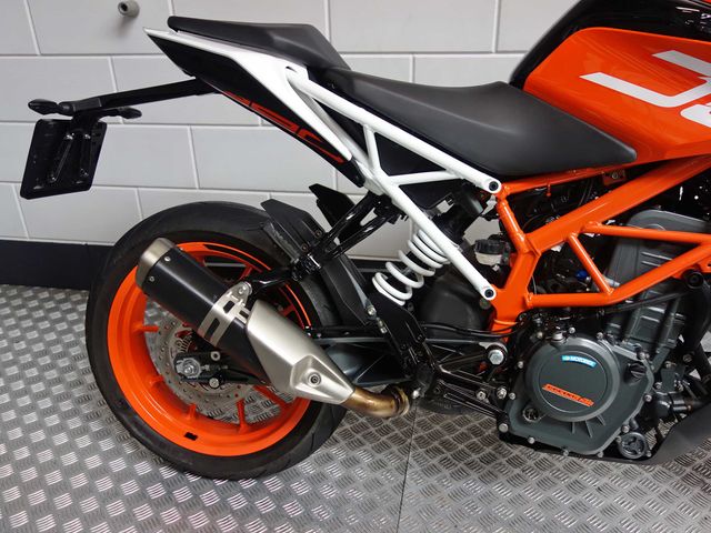 ktm - 390-duke