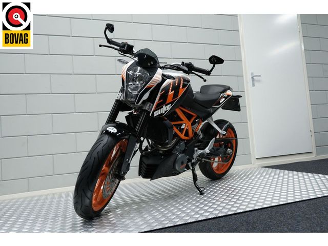 ktm - 390-duke-abs