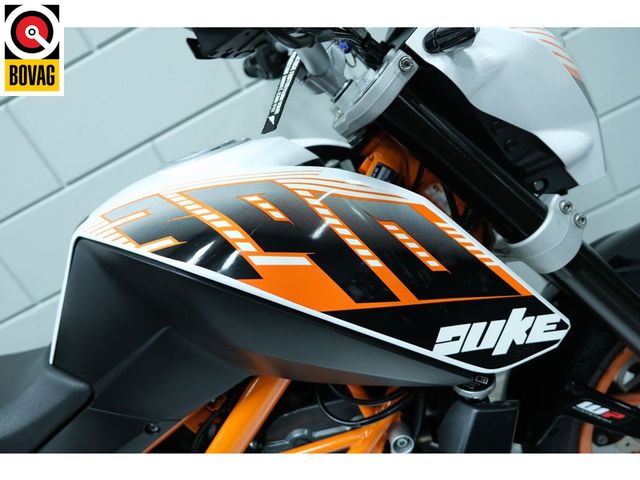 ktm - 390-duke-abs