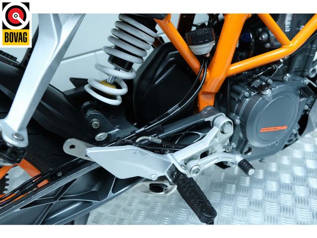 ktm - 390-duke-abs