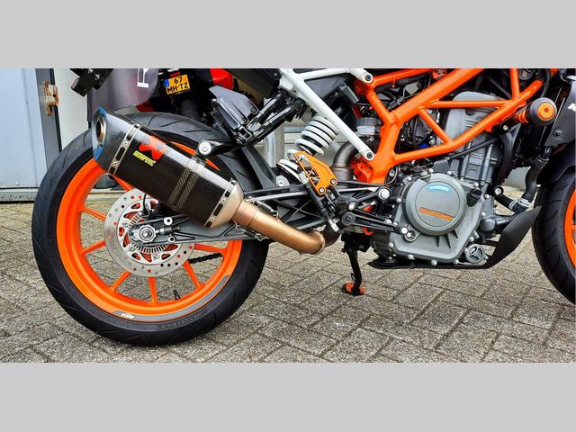 ktm - 390-duke-abs