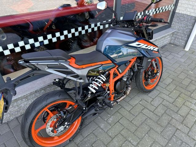 ktm - 390-duke-abs