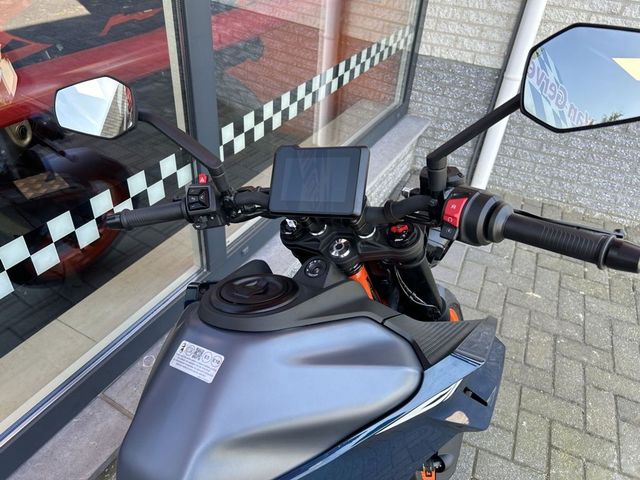 ktm - 390-duke-abs