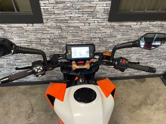 ktm - 390-duke-abs