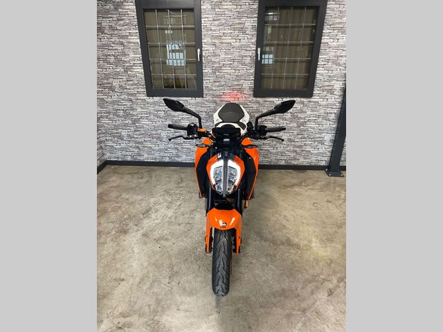 ktm - 390-duke-abs