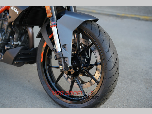 ktm - 390-duke-abs