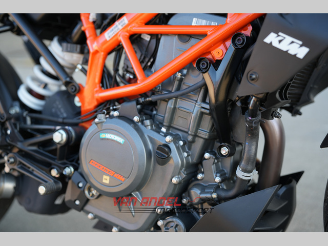 ktm - 390-duke-abs