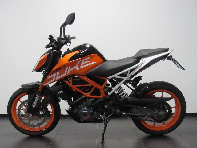 ktm - 390-duke-abs