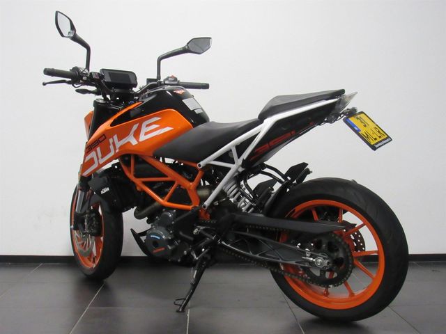 ktm - 390-duke-abs